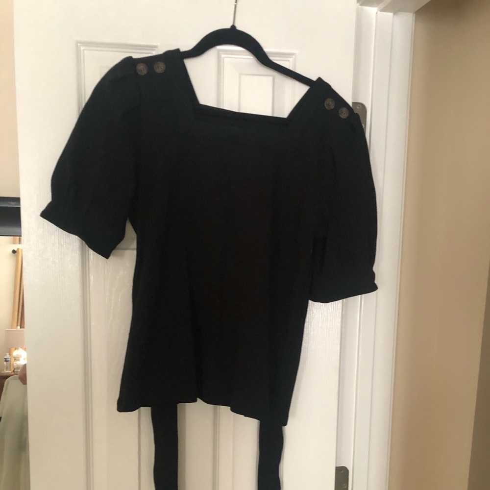 Current Air Black Top